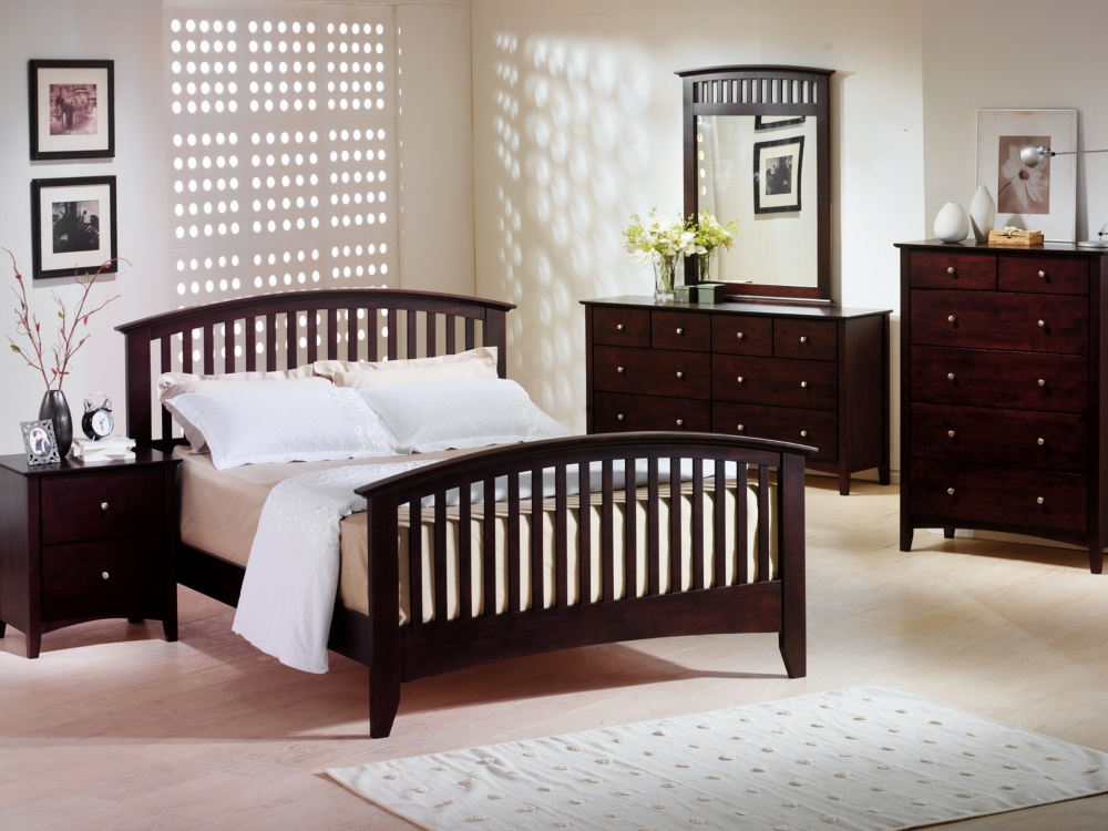 Metro Queen Bed
